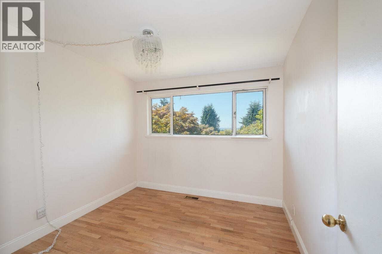 1241 Nepal Crescent, West Vancouver, British Columbia V7T 2H4 - Photo 21 - R3155843