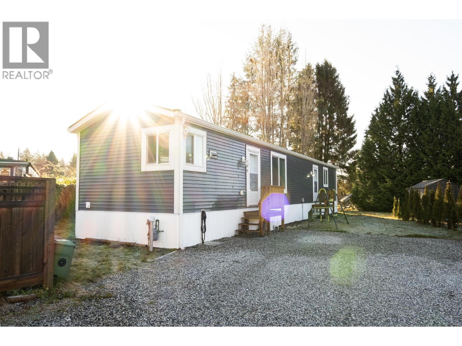 139 1413 Sunshine Coast Highway, Gibsons, British Columbia  V0N 1V5 - Photo 2 - R3155848