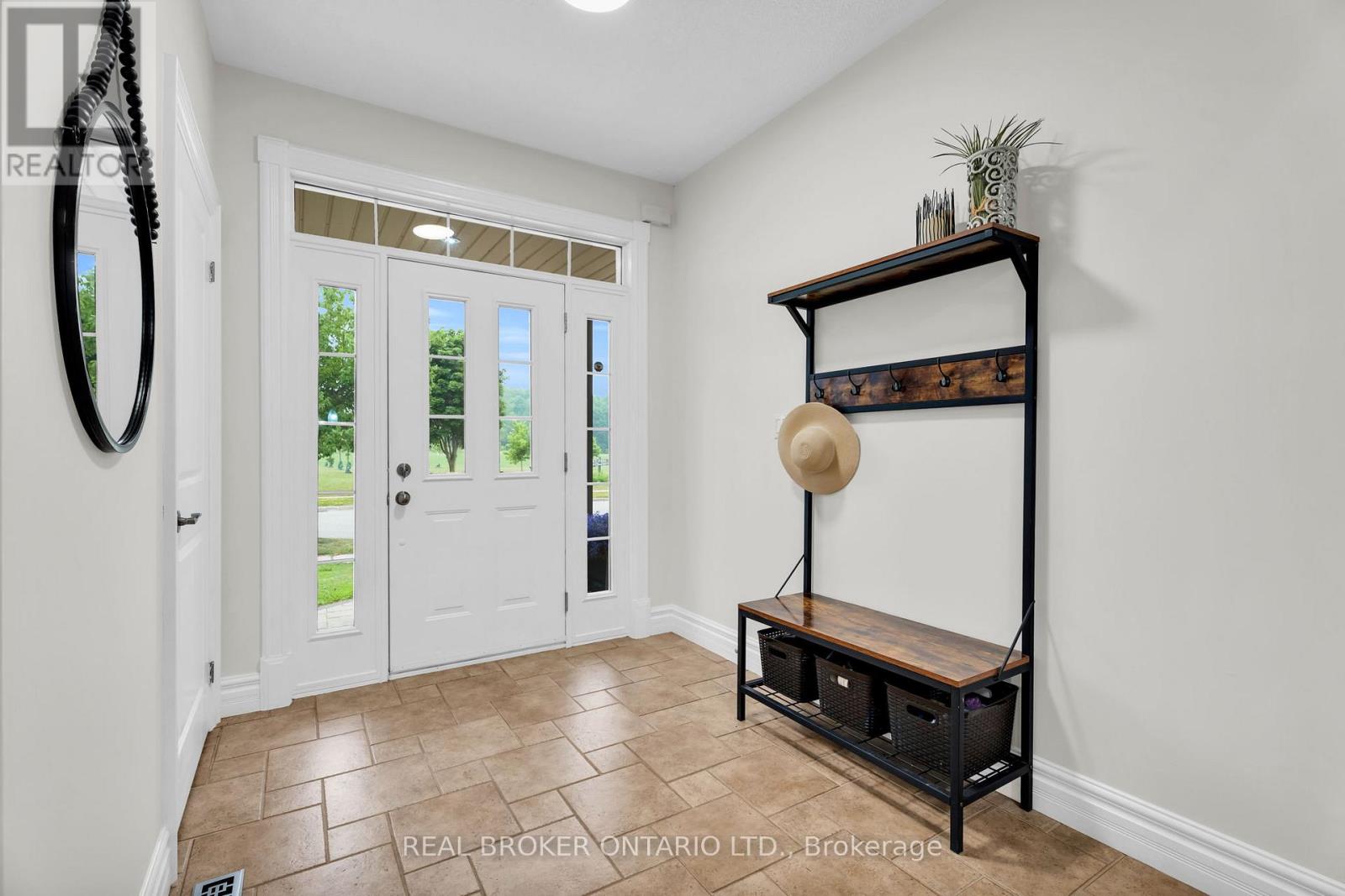 27 Rennie Street, Halton Hills, Ontario  L7J 2Y7 - Photo 8 - W13573786