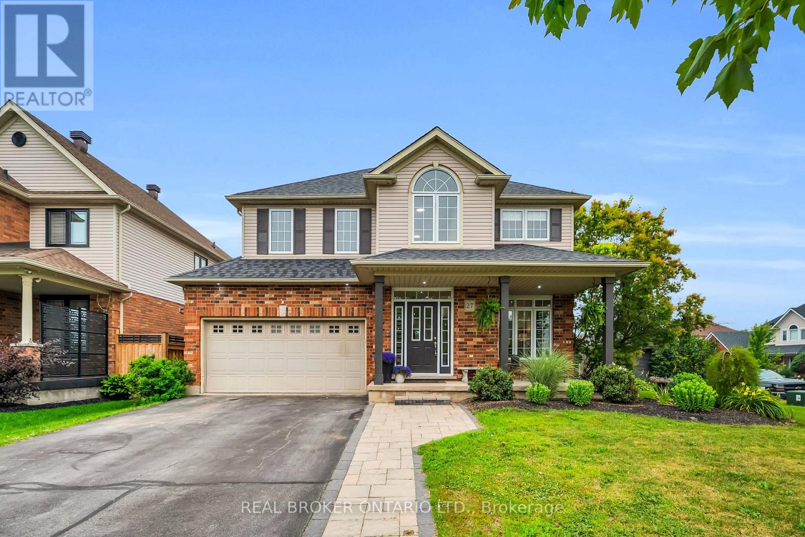 27 Rennie Street, Halton Hills, Ontario  L7J 2Y7 - Photo 5 - W13573786