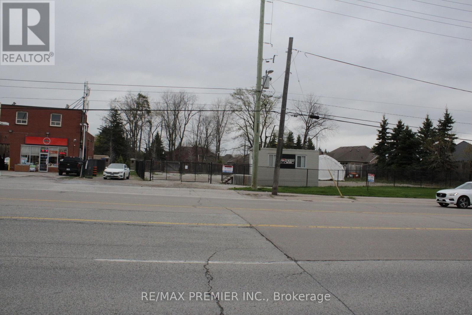 11859 Hurontario Street, Brampton, Ontario  L6Z 4P7 - Photo 17 - W13676690