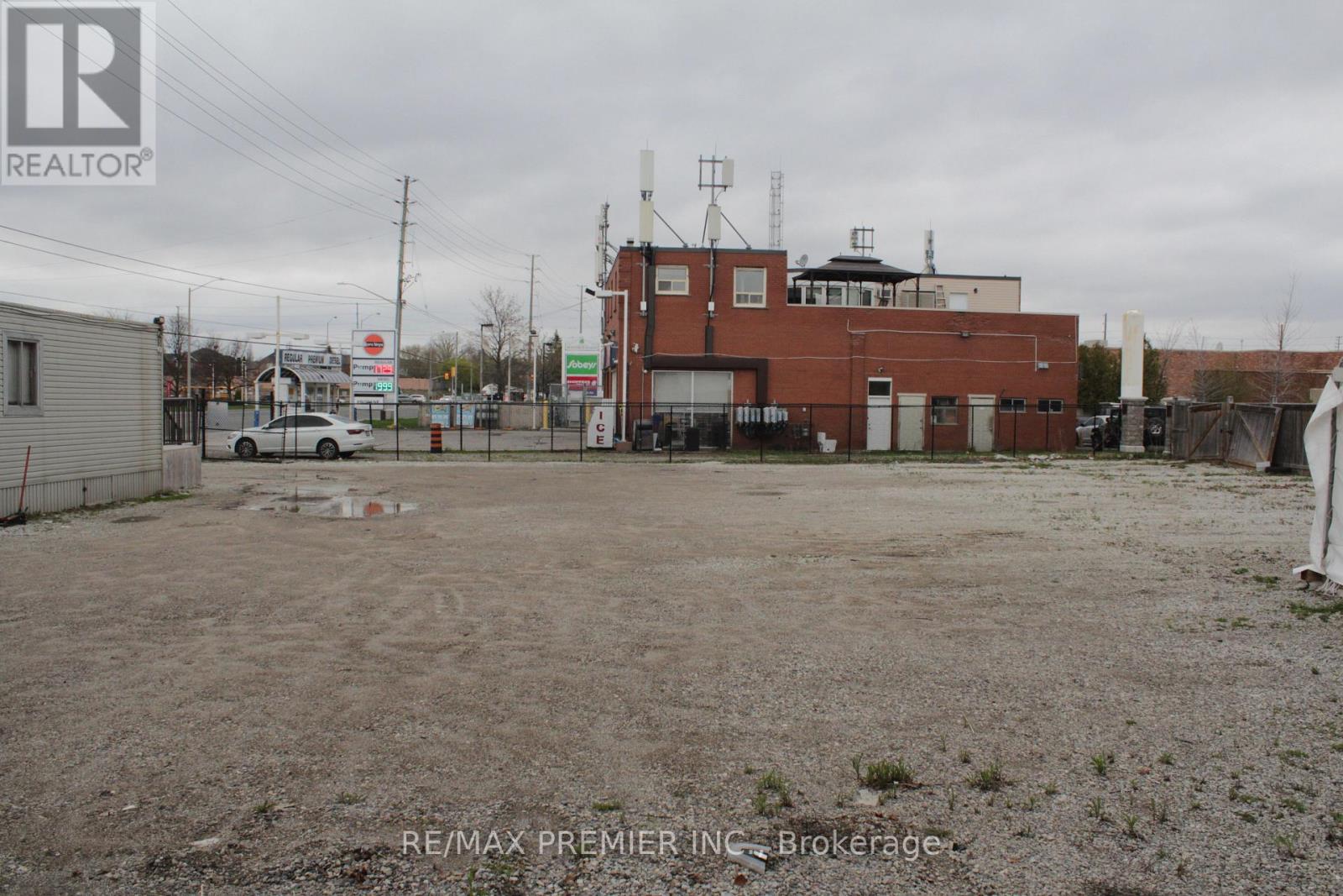 11859 Hurontario Street, Brampton, Ontario  L6Z 4P7 - Photo 10 - W13676690