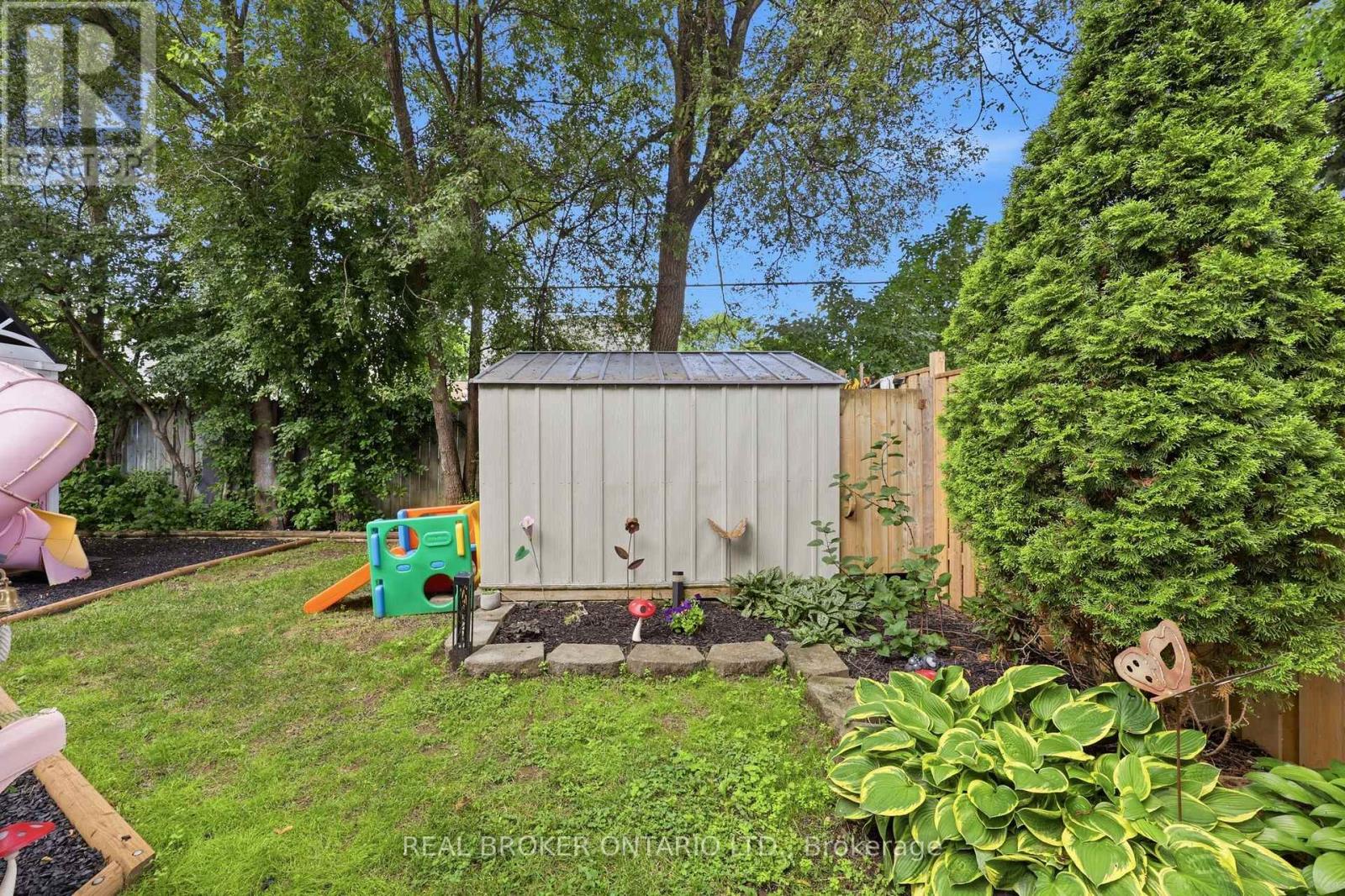21 Ridgewood Avenue, Guelph, Ontario  N1H 6C3 - Photo 33 - X13559556
