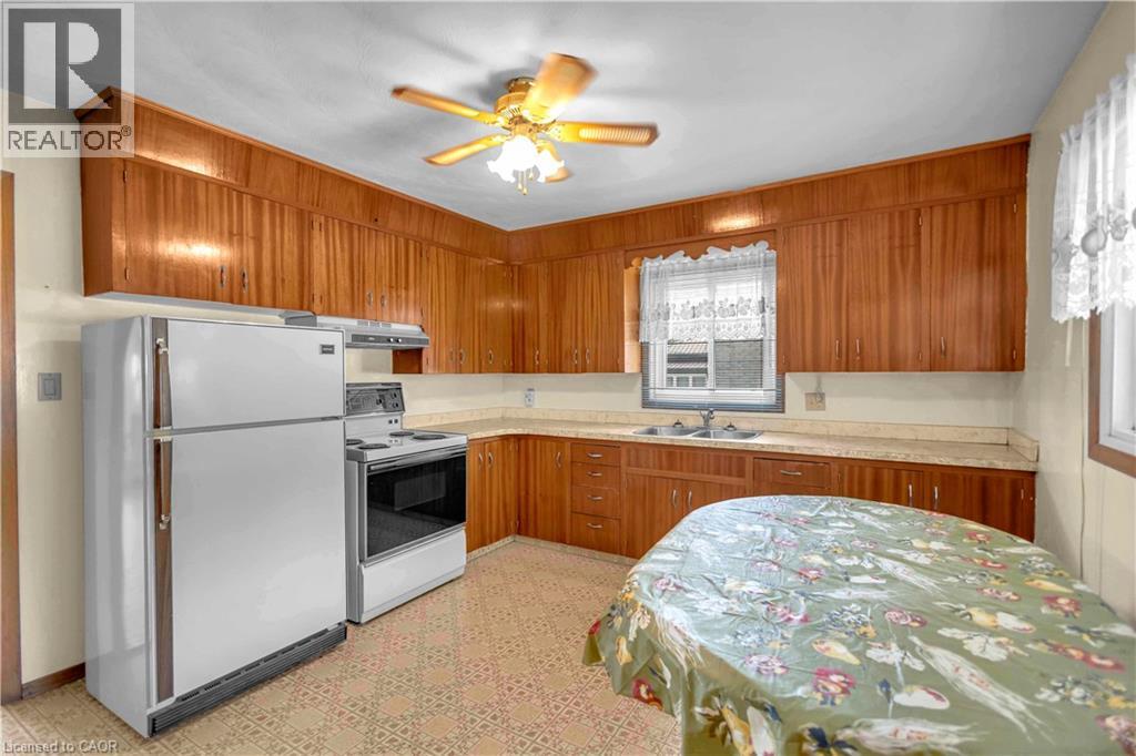 55 Young Street, Tillsonburg, Ontario  N4G 3H6 - Photo 17 - 40855951