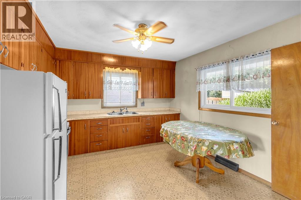 55 Young Street, Tillsonburg, Ontario  N4G 3H6 - Photo 18 - 40855951