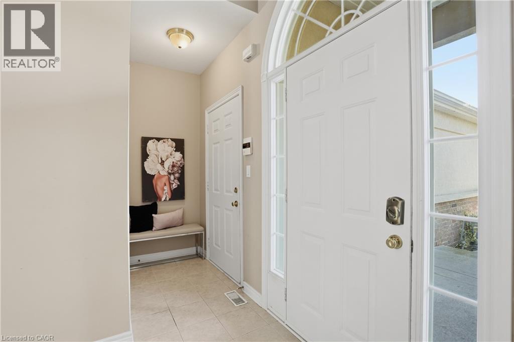 58 Glendale Avenue Unit# 12, St. Catharines, Ontario  L2T 2J3 - Photo 3 - 40855825