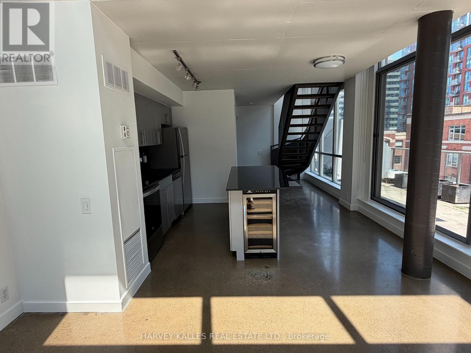 704 - 36 Charlotte Street, Toronto, Ontario  M5V 3P7 - Photo 7 - C13676806