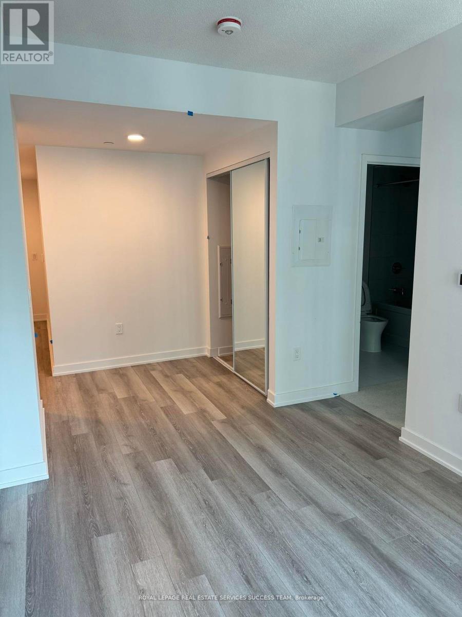 1820 - 230 Simcoe Street, Toronto, Ontario  M5T 0G7 - Photo 3 - C13676816