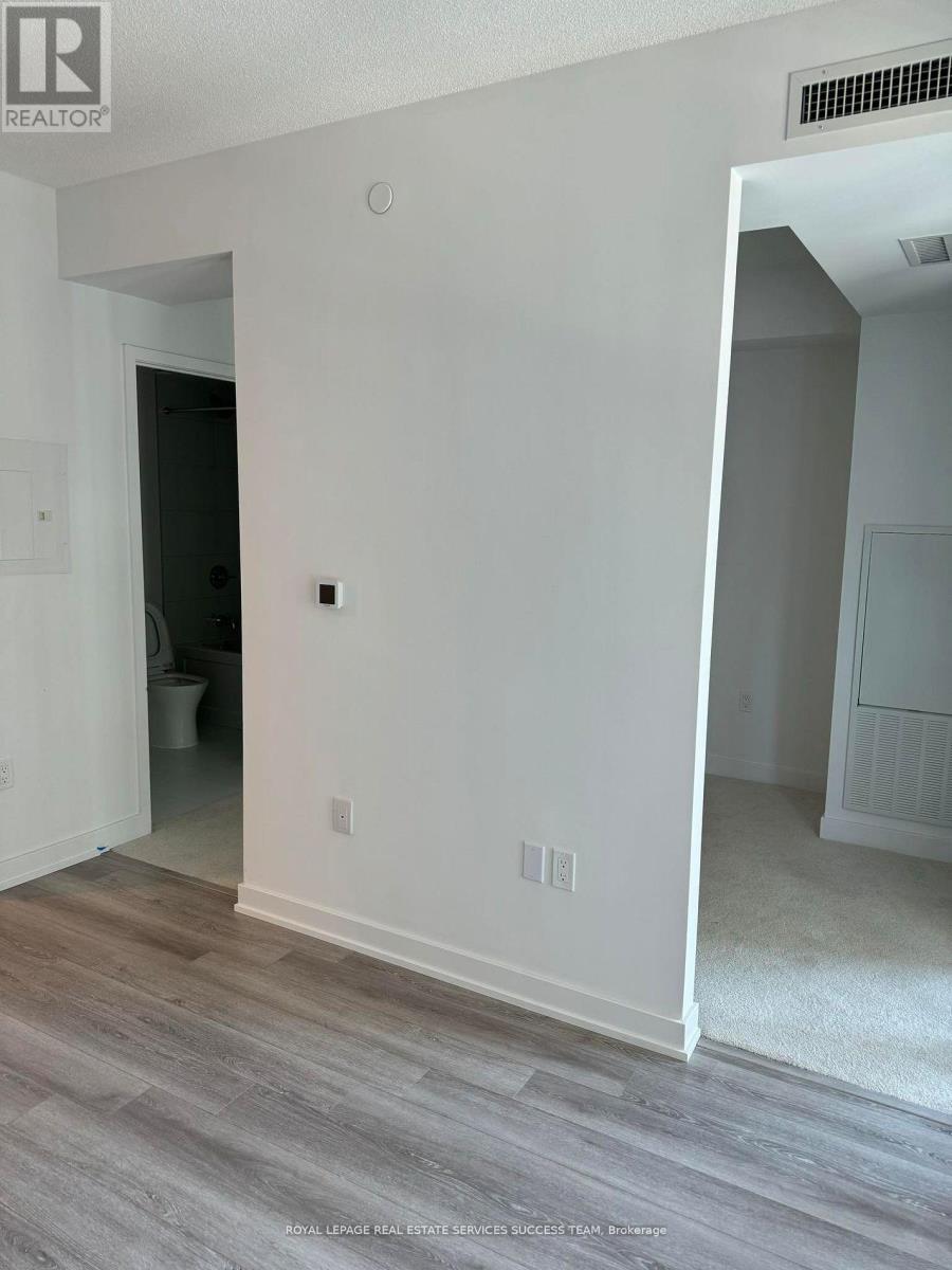 1820 - 230 Simcoe Street, Toronto, Ontario  M5T 0G7 - Photo 5 - C13676816