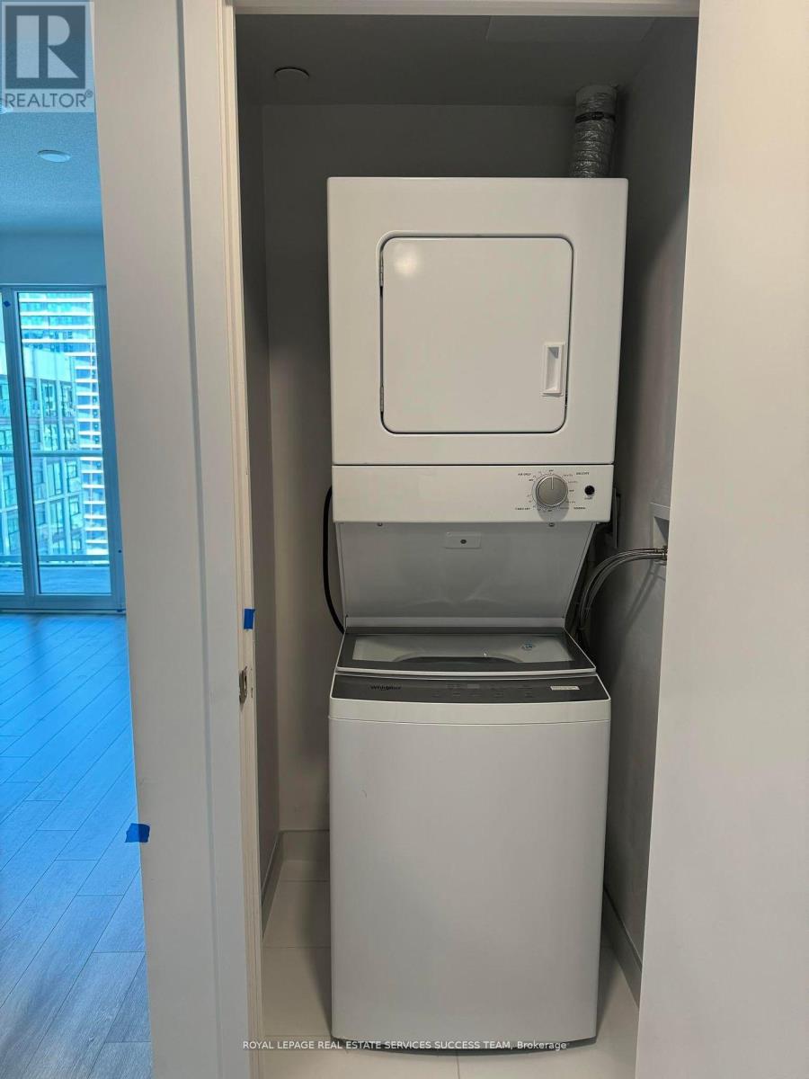 1820 - 230 Simcoe Street, Toronto, Ontario  M5T 0G7 - Photo 6 - C13676816