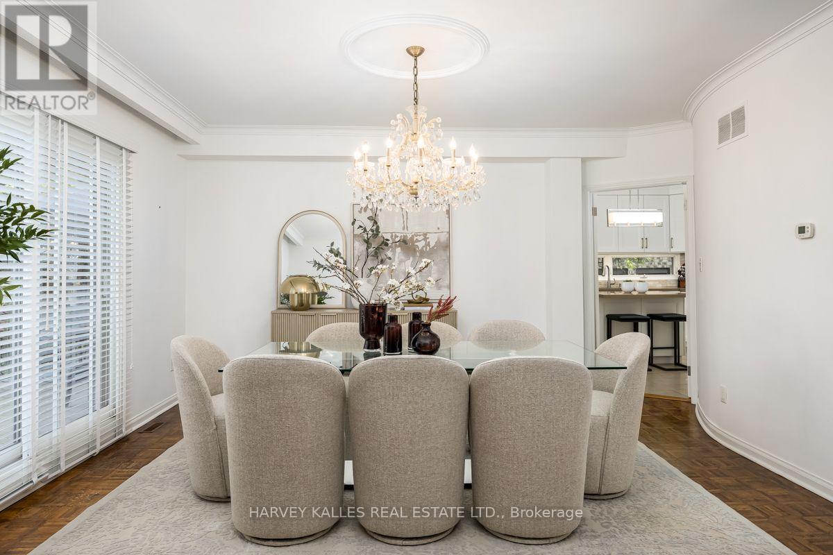 92 Prue Avenue, Toronto, Ontario  M6B 1R5 - Photo 12 - C13676822