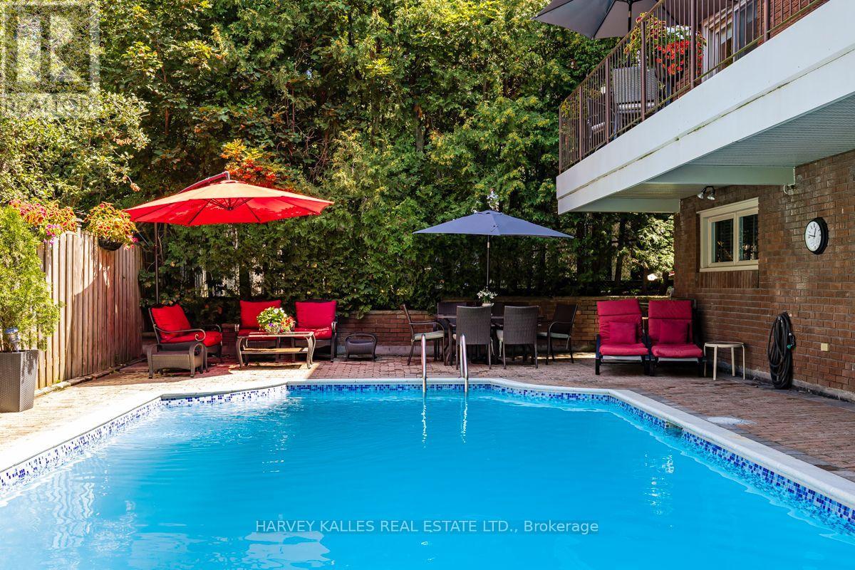 92 Prue Avenue, Toronto, Ontario  M6B 1R5 - Photo 44 - C13676822
