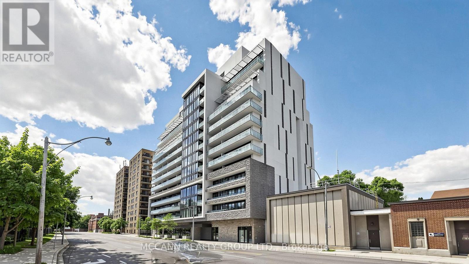 1112 - 3018 YONGE STREET