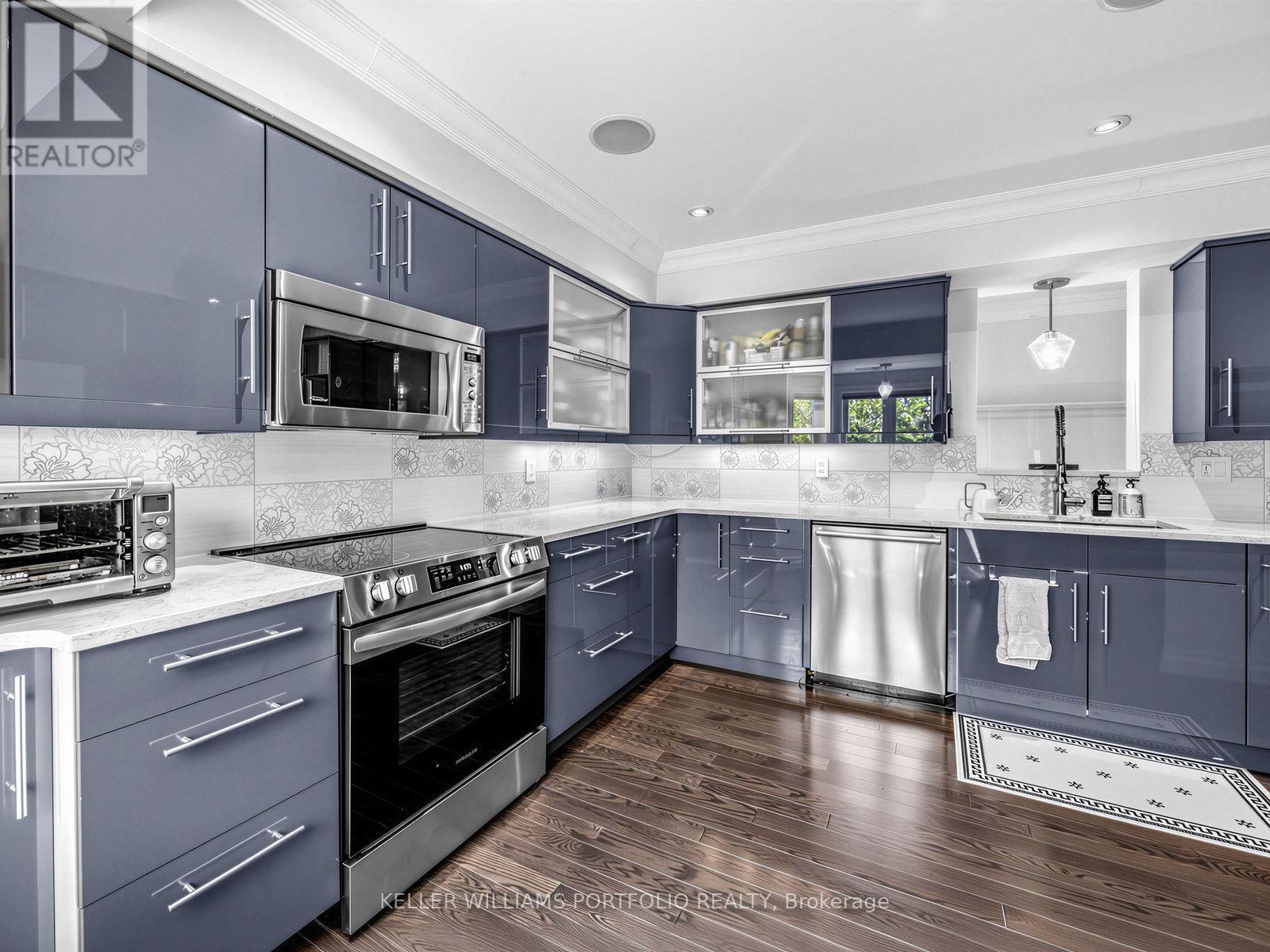 2c Shank Street W, Toronto, Ontario  M6J 3T8 - Photo 17 - C13676832