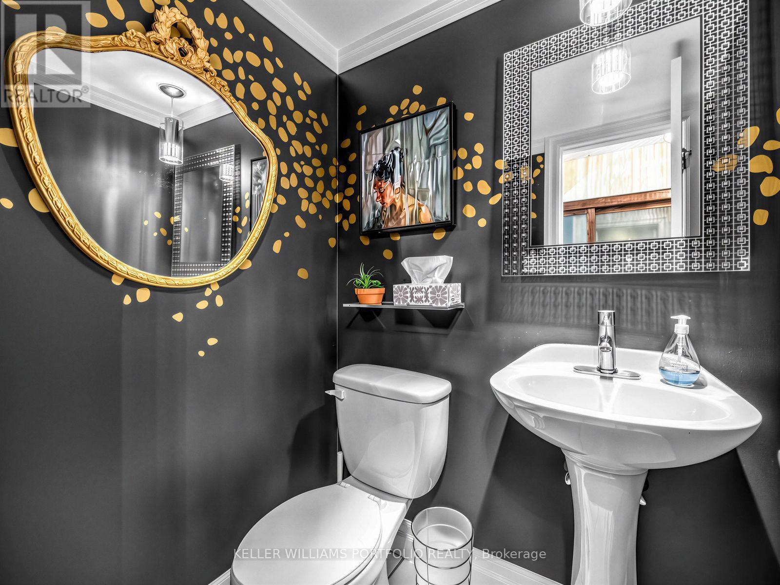 2c Shank Street W, Toronto, Ontario  M6J 3T8 - Photo 19 - C13676832