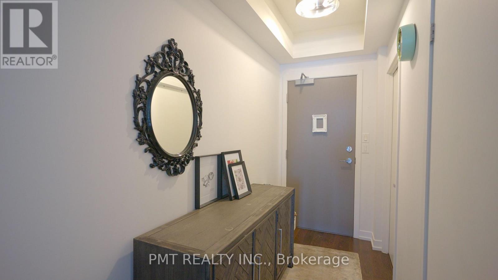 803 - 21 Widmer Street, Toronto, Ontario  M5V 0B8 - Photo 2 - C13676858