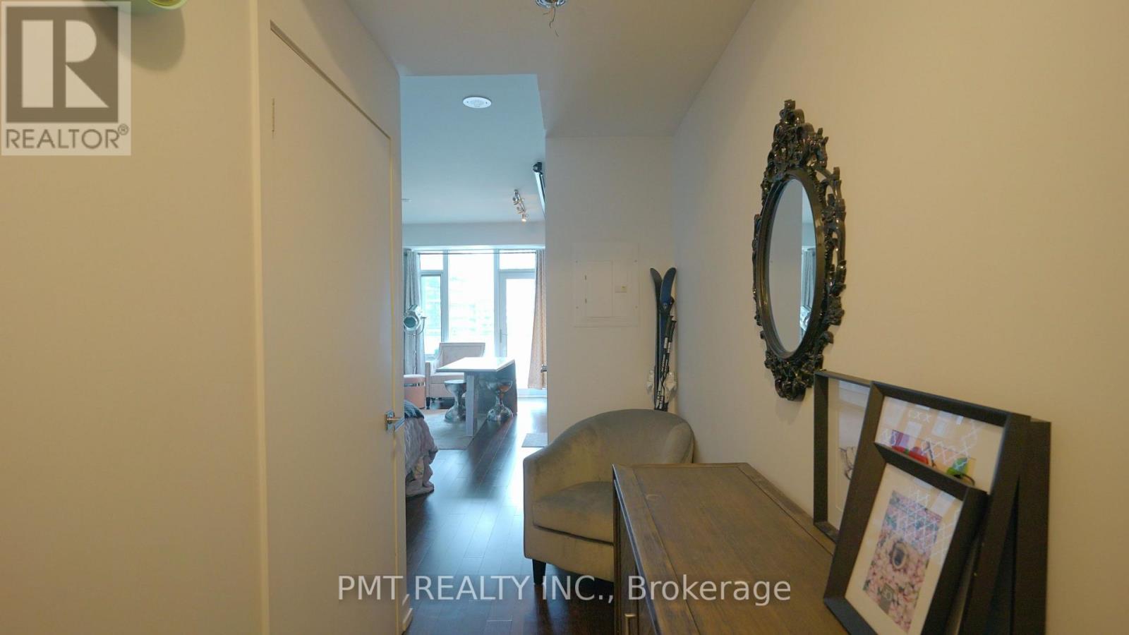 803 - 21 Widmer Street, Toronto, Ontario  M5V 0B8 - Photo 3 - C13676858