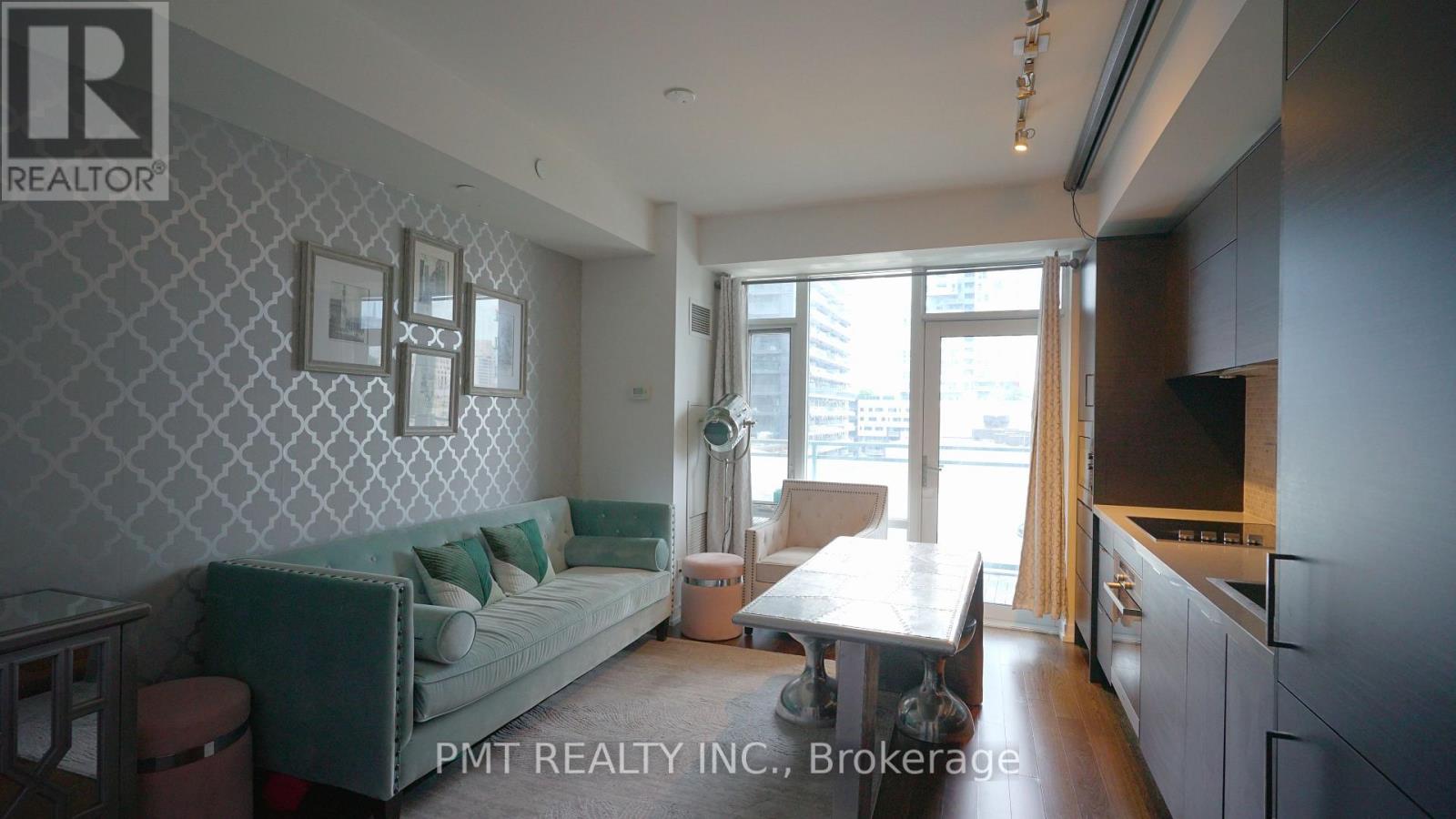 803 - 21 Widmer Street, Toronto, Ontario  M5V 0B8 - Photo 6 - C13676858