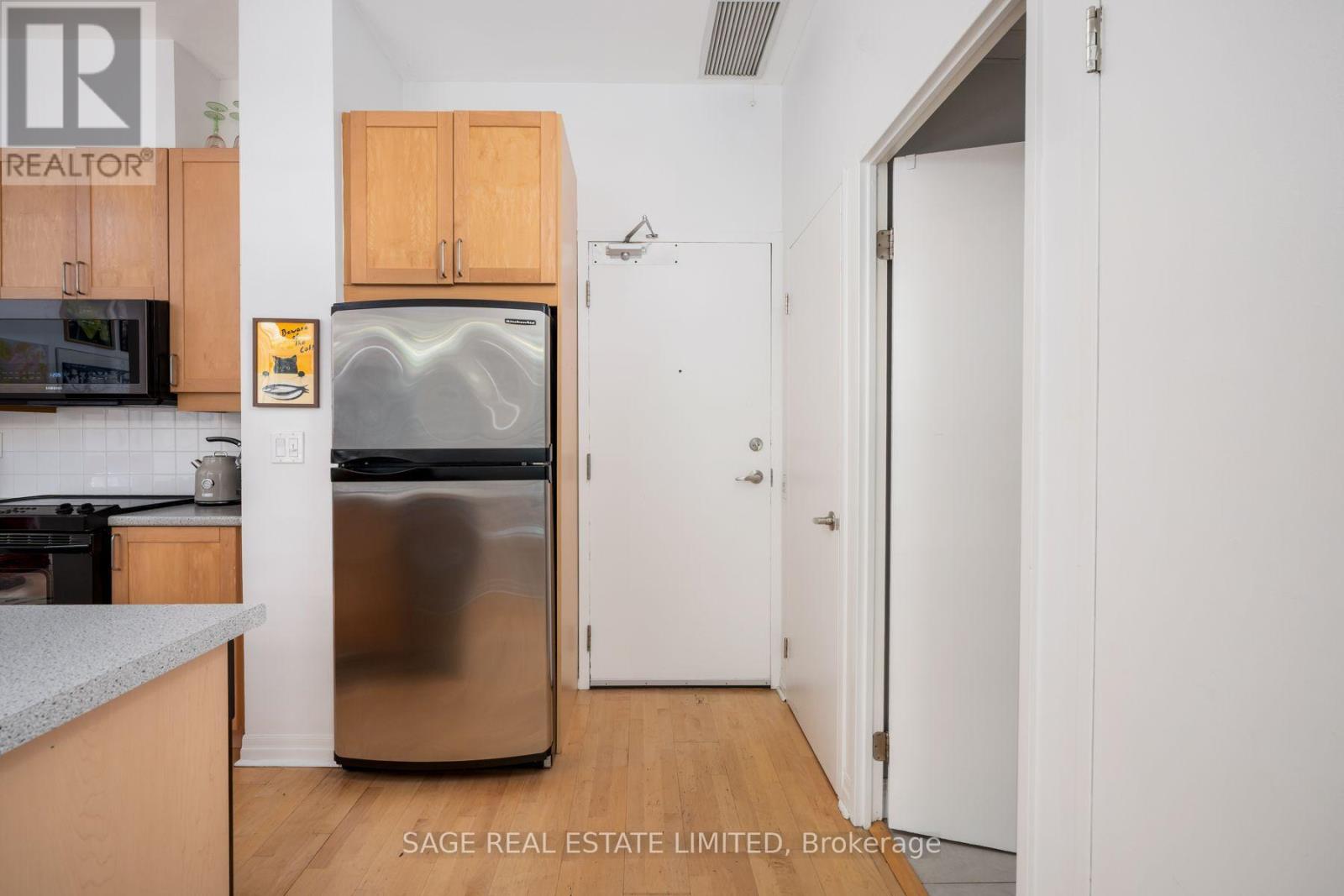 102 - 901 Queen Street W, Toronto, Ontario  M6J 3X4 - Photo 3 - C13676870