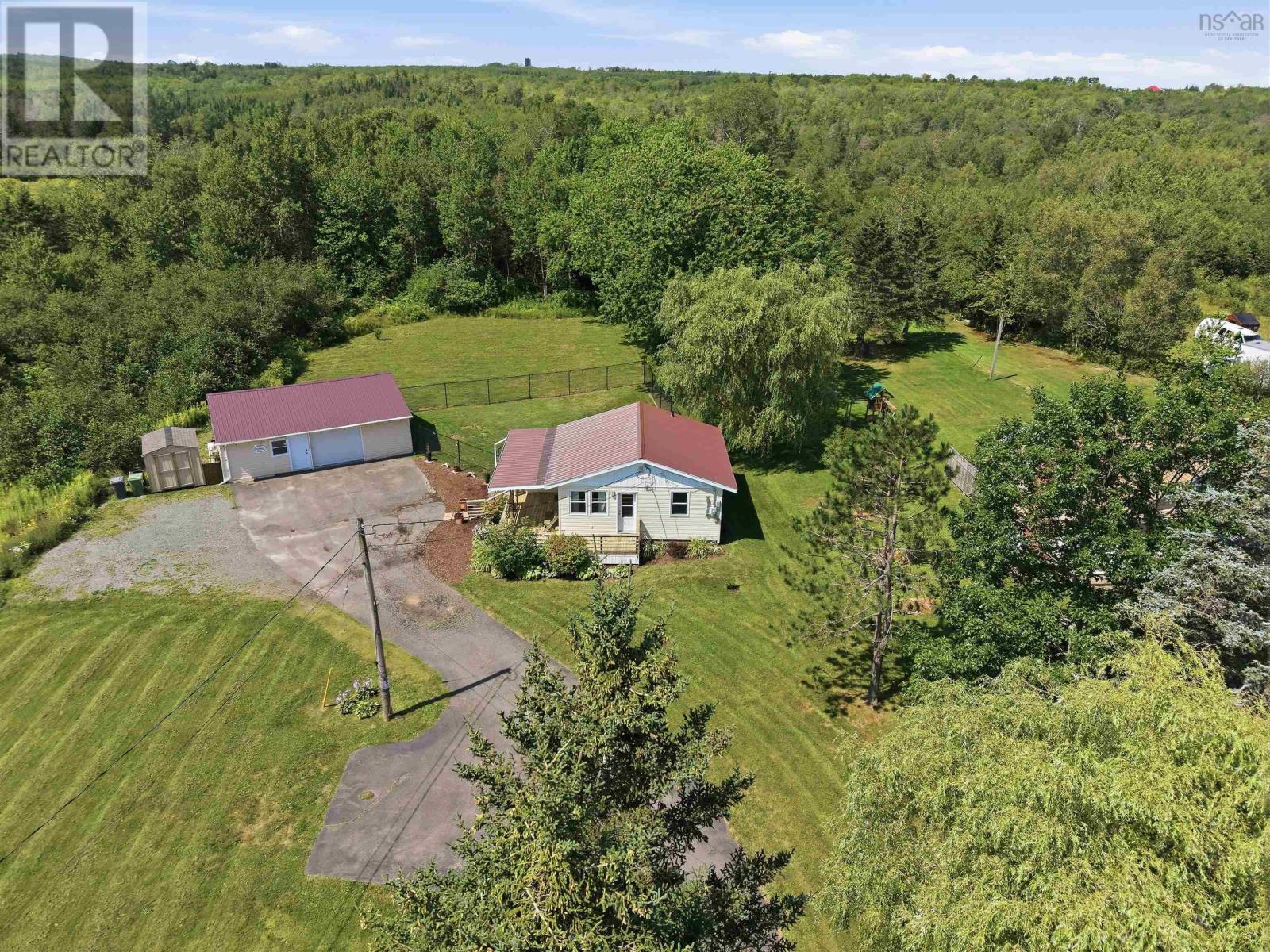 1096 Highway 2, Hilden, Nova Scotia
