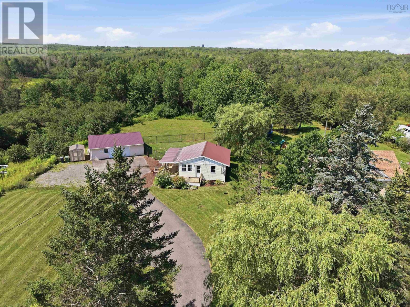 1096 Highway 2, Hilden, Nova Scotia  B0N 1C0 - Photo 3 - 202620630