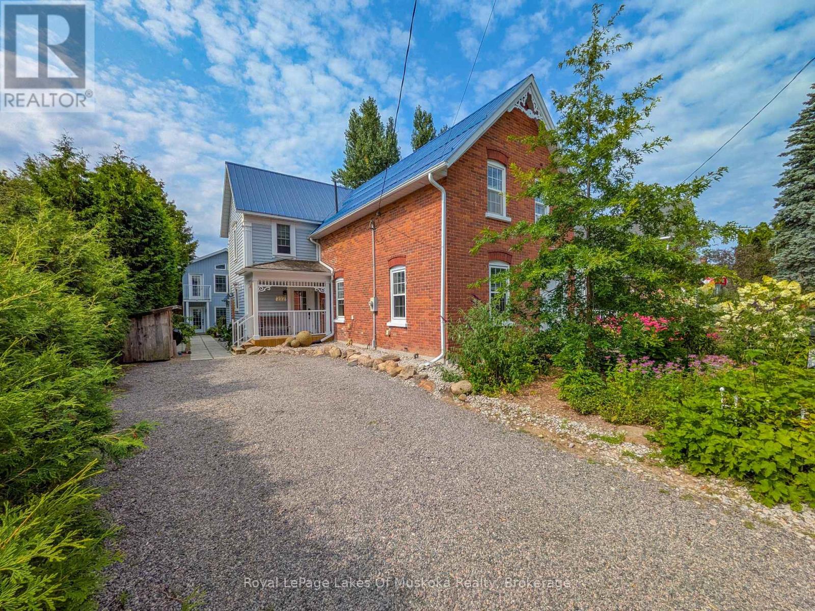 212 James Street, Bracebridge, Ontario  P1L 2B8 - Photo 3 - X13627566