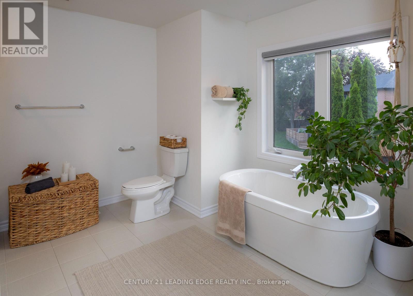 60 Bremner Street, Whitby, Ontario  L1R 0P8 - Photo 24 - E13675200