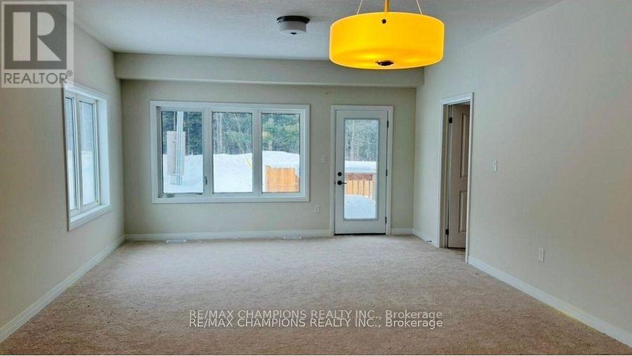 3080 Sandy Acres Avenue, Severn, Ontario  L3V 8P8 - Photo 3 - S13502444