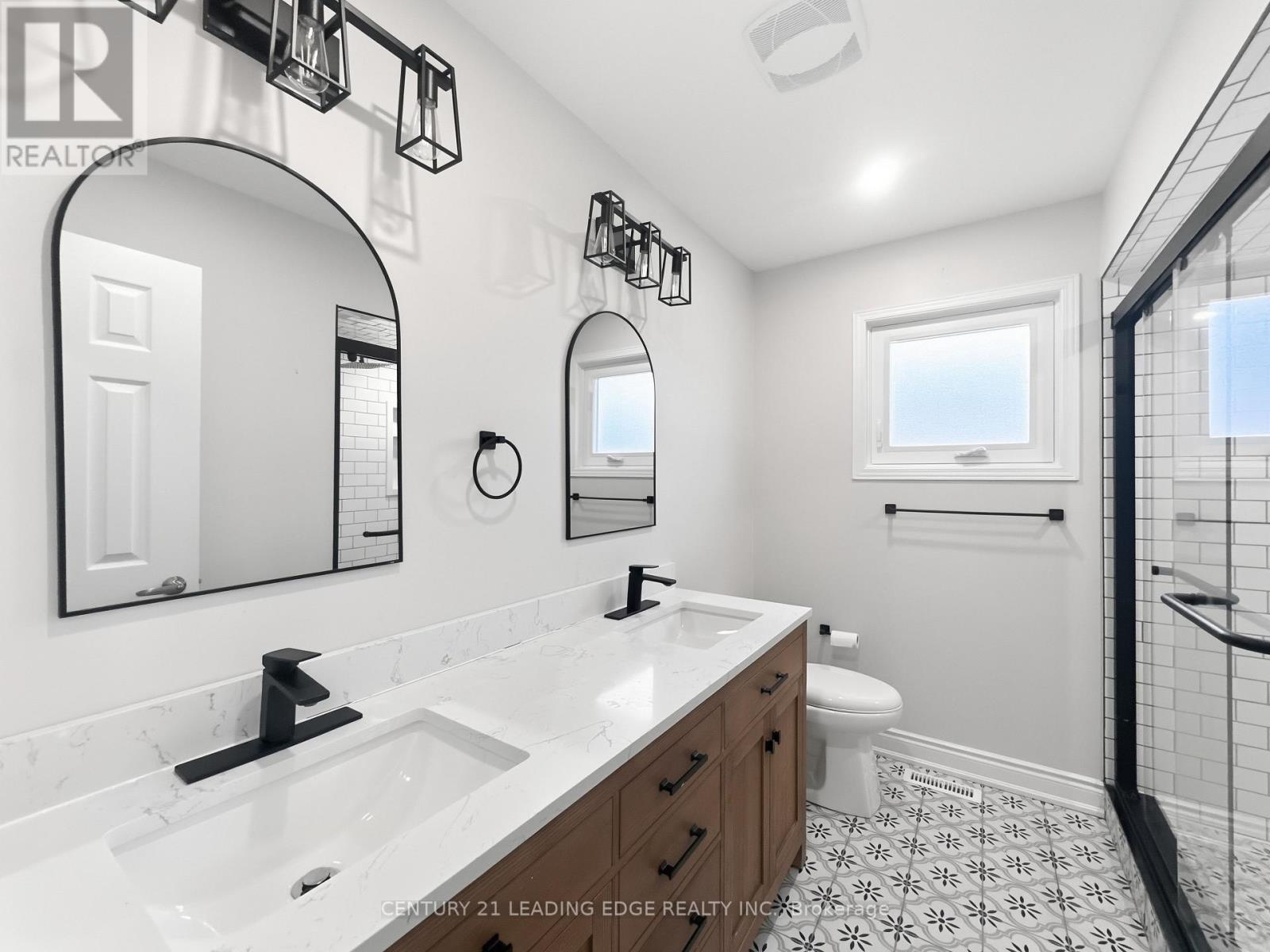 183 Hopewell Road, Oakville, Ontario  L6H 5Y9 - Photo 24 - W13676770