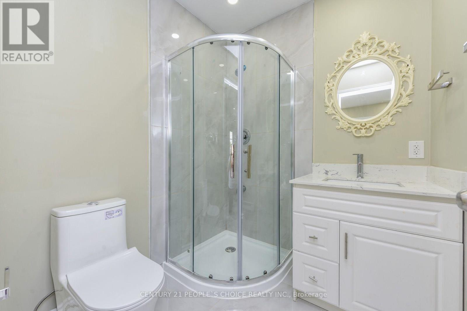 8 Fidelia Crescent, Brampton, Ontario  L6T 3P8 - Photo 45 - W13676792