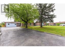 8 FIDELIA CRESCENT, Brampton, Ontario
