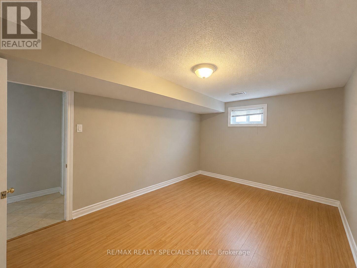Lower - 1763 Sandgate Crescent, Mississauga, Ontario  L5J 2E7 - Photo 10 - W13676800