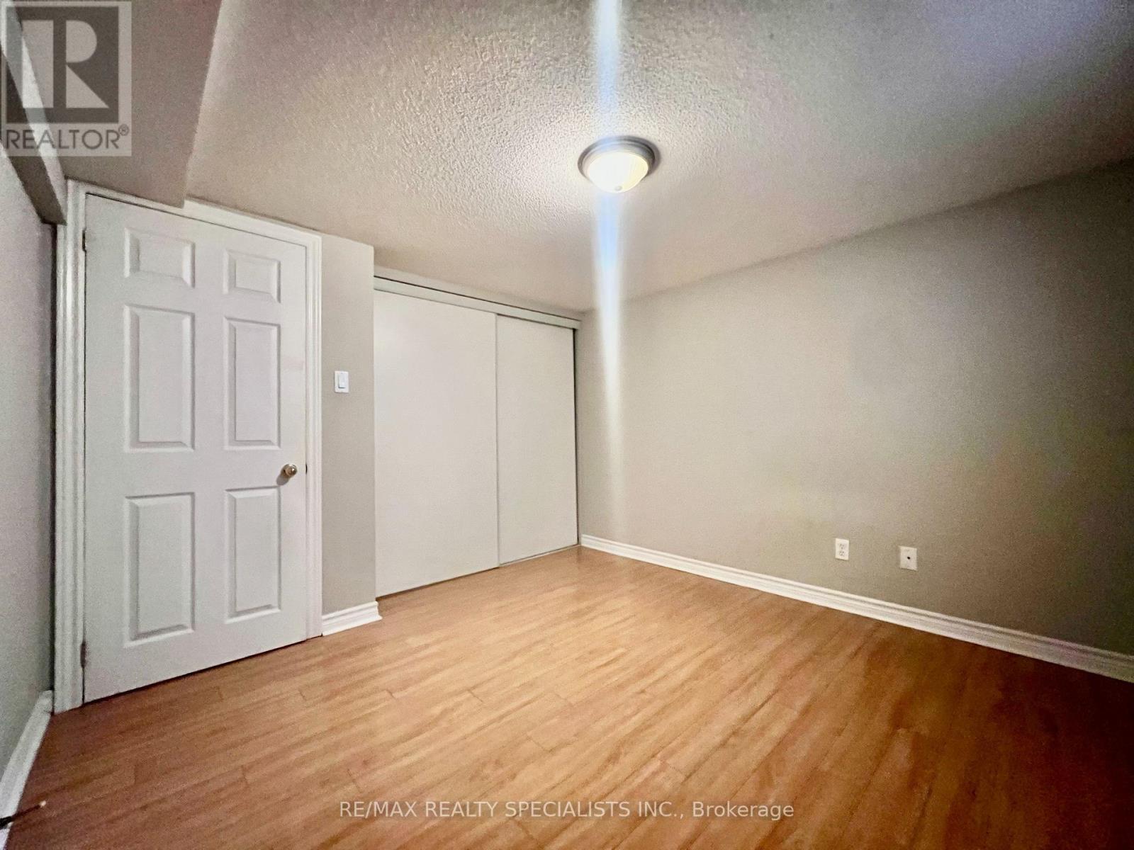 Lower - 1763 Sandgate Crescent, Mississauga, Ontario  L5J 2E7 - Photo 11 - W13676800