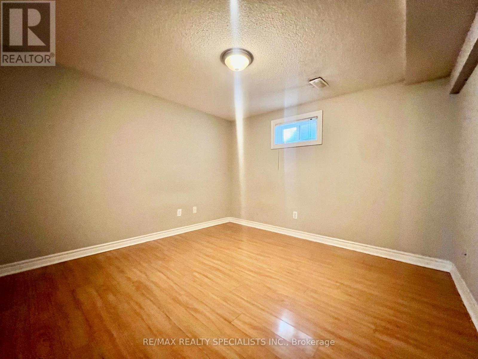 Lower - 1763 Sandgate Crescent, Mississauga, Ontario  L5J 2E7 - Photo 12 - W13676800