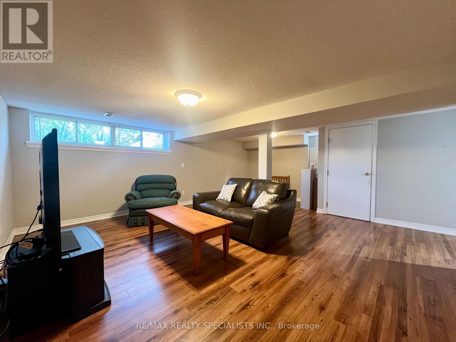 Lower - 1763 Sandgate Crescent, Mississauga, Ontario  L5J 2E7 - Photo 9 - W13676800