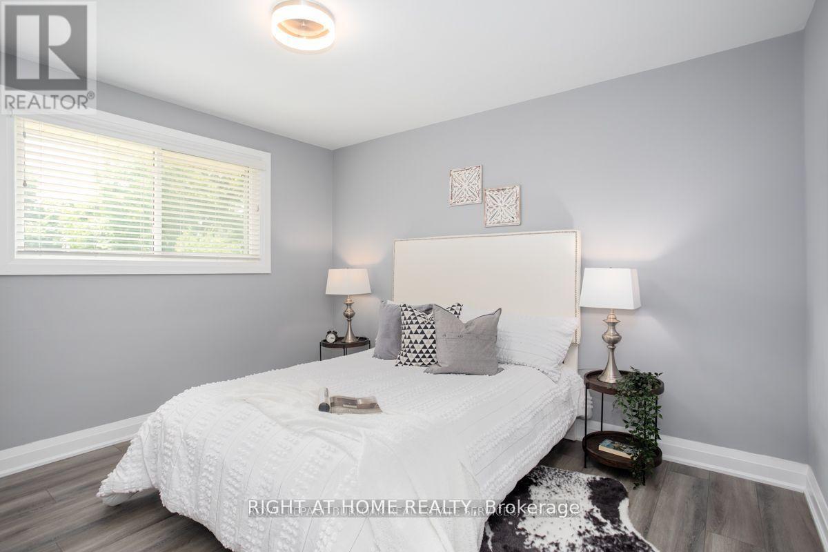 Main - 576 Turner Drive, Burlington, Ontario  L7L 2W7 - Photo 6 - W13676864
