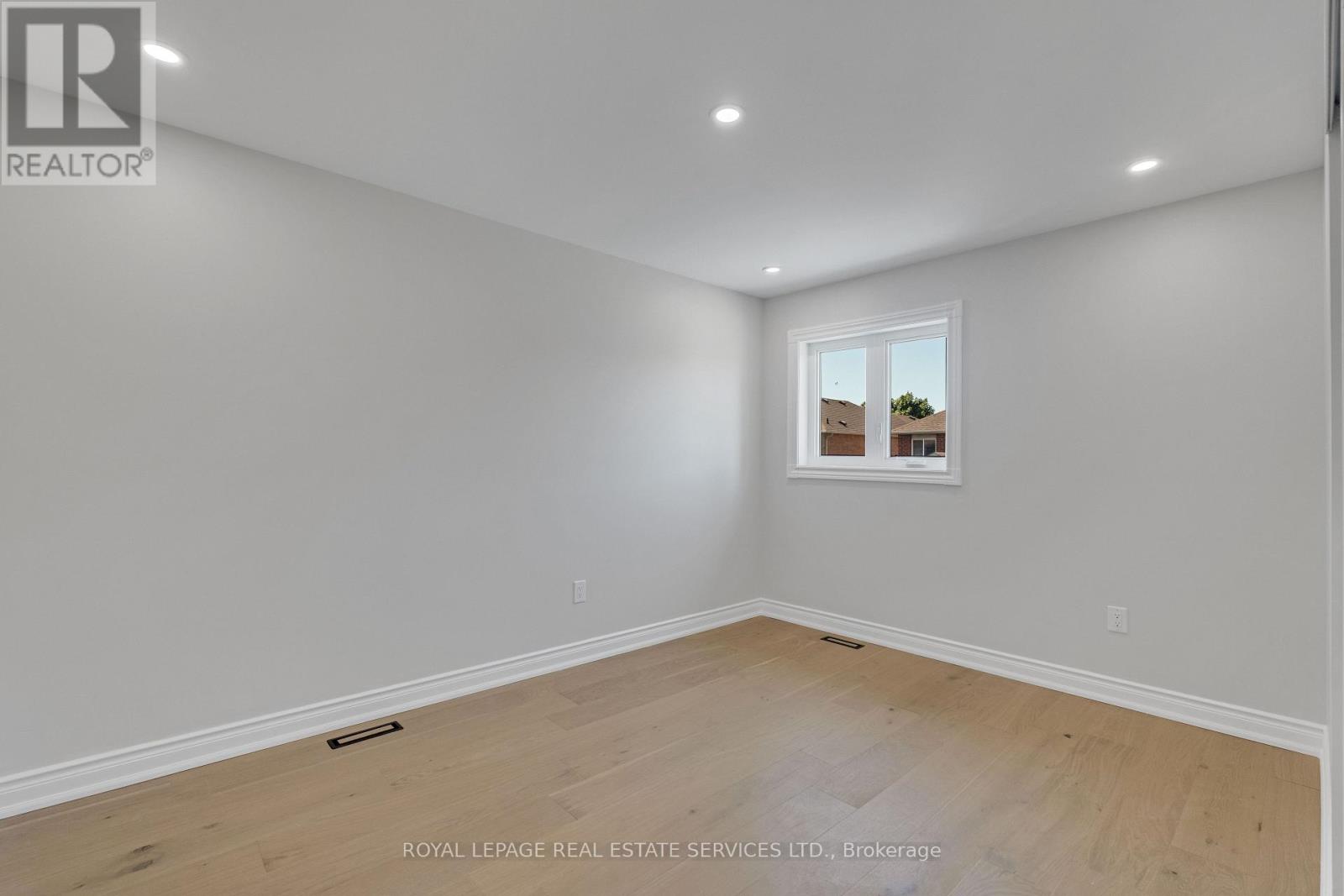 3955 Foxwood Avenue, Mississauga, Ontario  L5N 7V4 - Photo 27 - W13676866