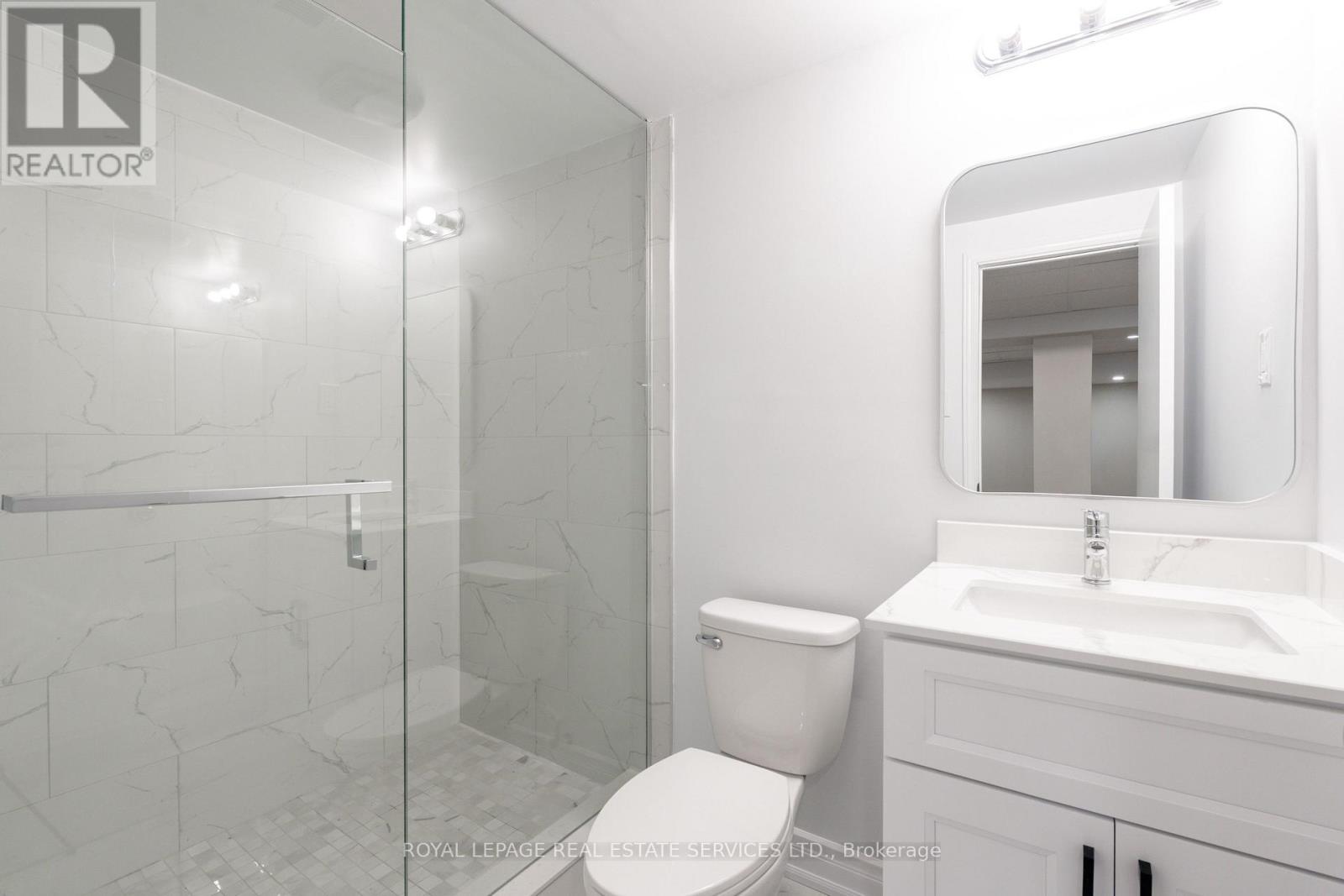 3955 Foxwood Avenue, Mississauga, Ontario  L5N 7V4 - Photo 35 - W13676866