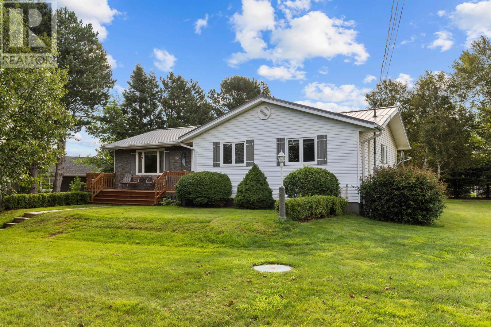 82 Gulfview Crescent, North Rustico, Prince Edward Island  C0A 1X0 - Photo 1 - 202620635