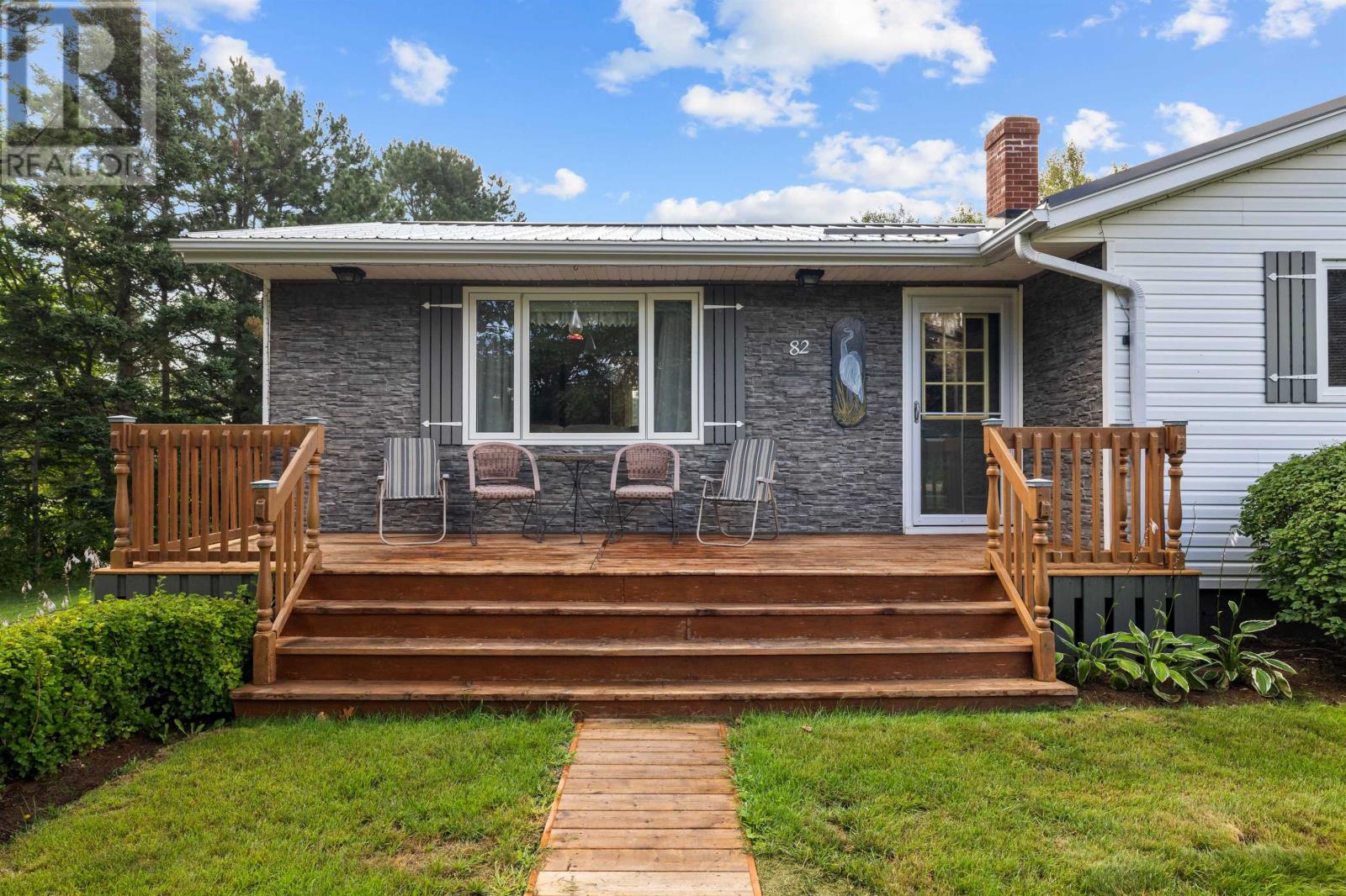 82 Gulfview Crescent, North Rustico, Prince Edward Island  C0A 1X0 - Photo 6 - 202620635