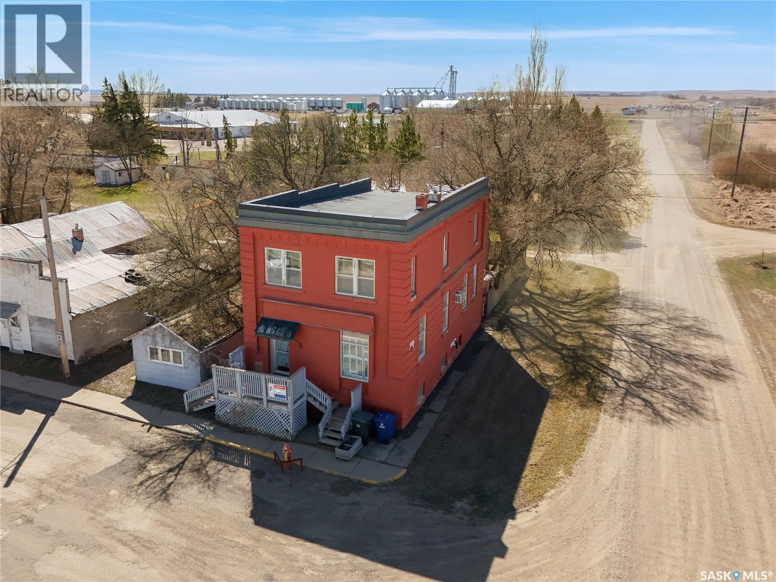 1002 9th Street, Perdue, Saskatchewan  S0K 3C0 - Photo 3 - SK035678