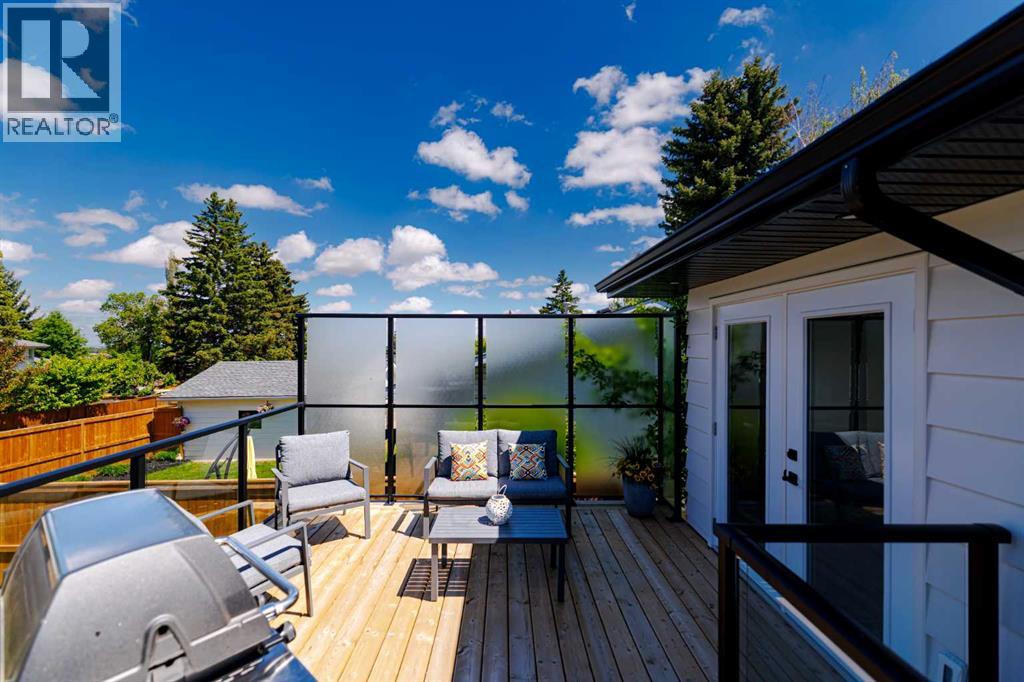 920 Cantabrian Drive SW, Calgary, Alberta  T2W 1L7 - Photo 41 - A2317005