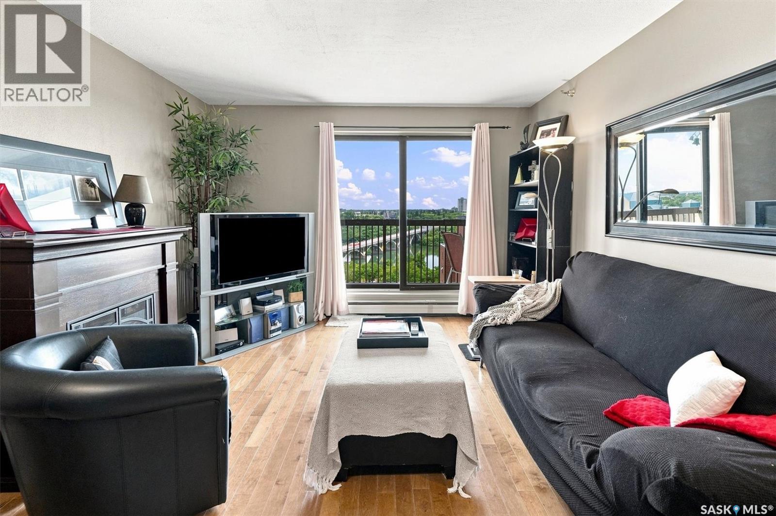 1804 311 6th Avenue N, Saskatoon, Saskatchewan  S7K 7A9 - Photo 4 - SK045634