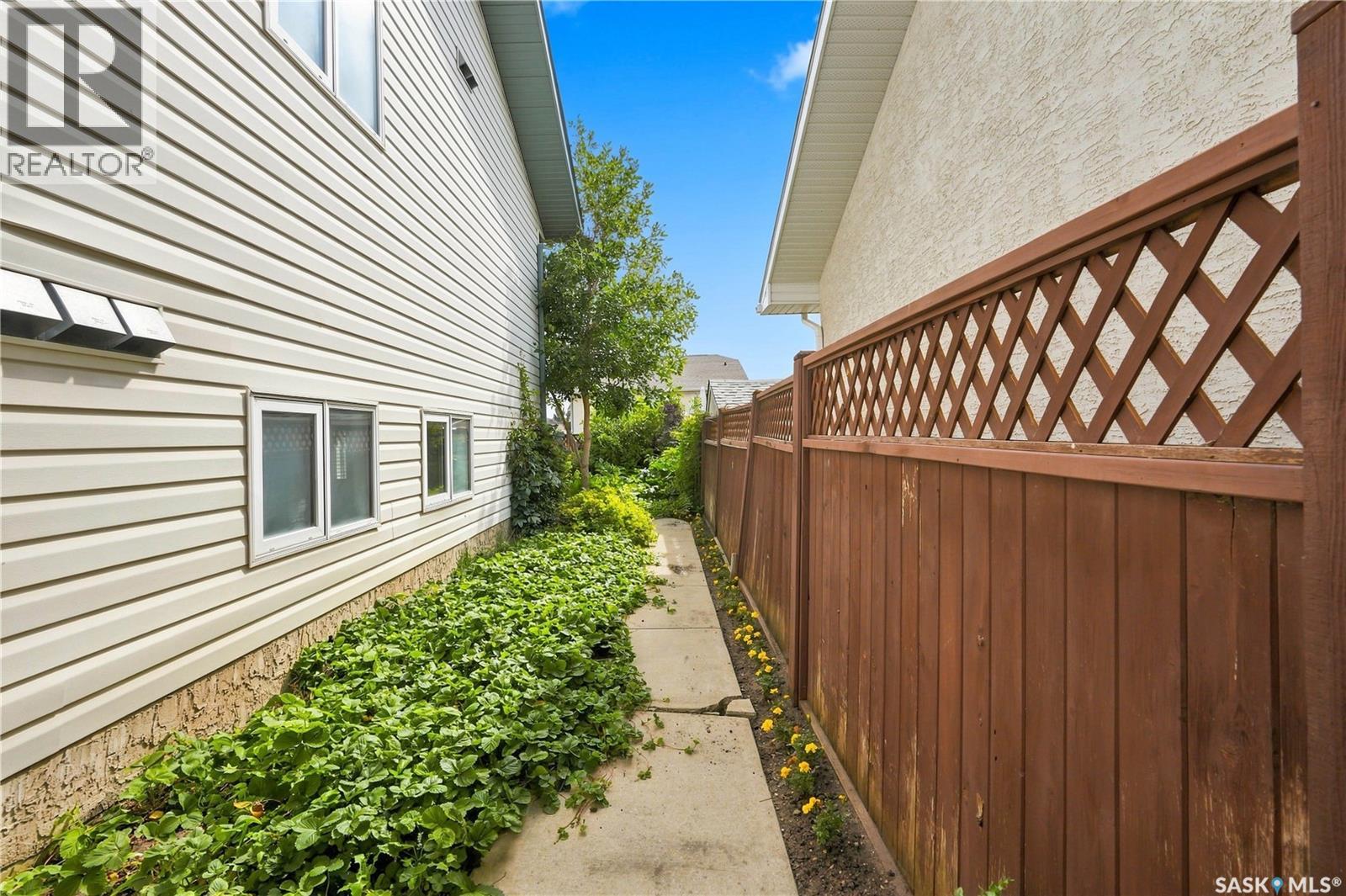 518 Peterson Crescent, Saskatoon, Saskatchewan  S7L 7H7 - Photo 41 - SK045632
