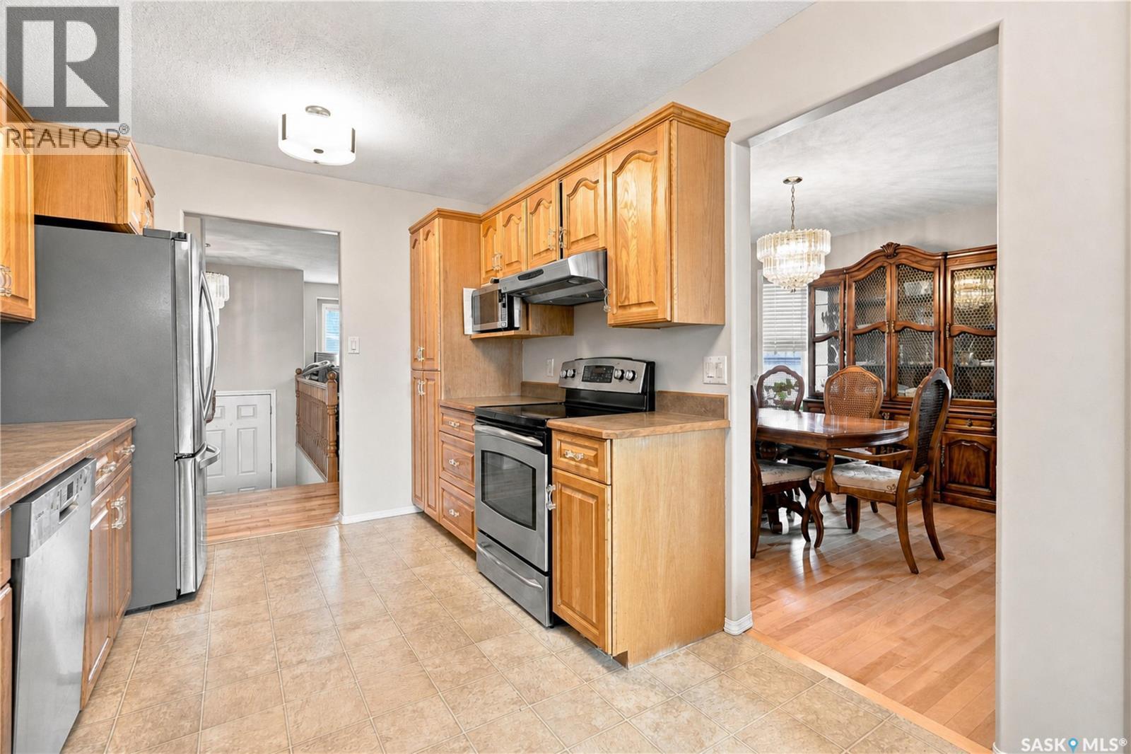 518 Peterson Crescent, Saskatoon, Saskatchewan  S7L 7H7 - Photo 6 - SK045632