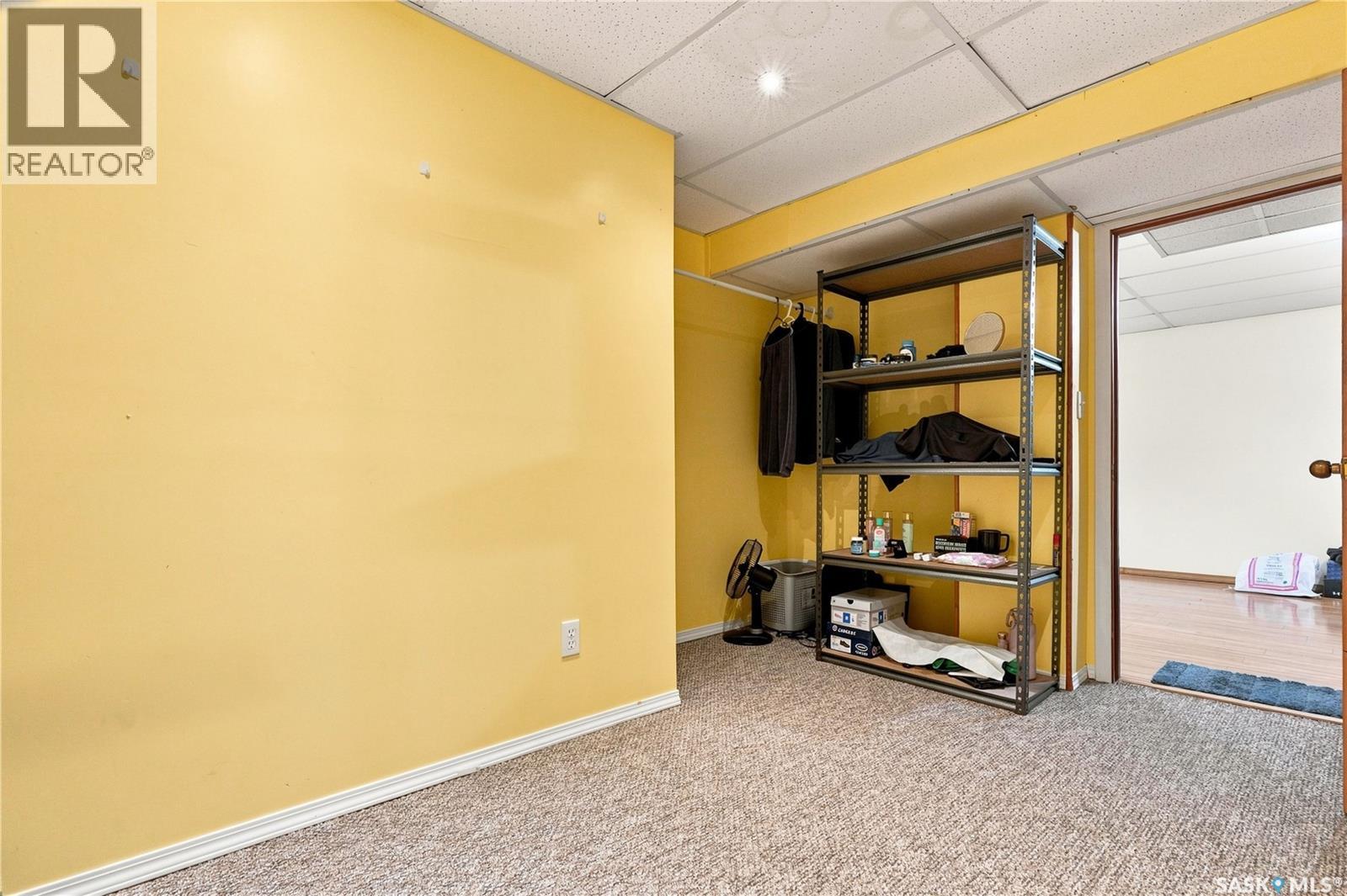 2401 Dufferin Avenue, Saskatoon, Saskatchewan  S7J 1C3 - Photo 38 - SK045627