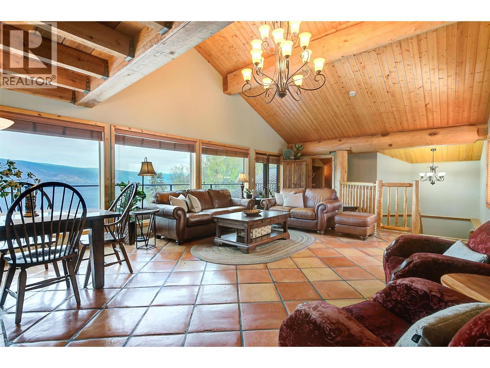 7172 Brent Road, Peachland, British Columbia  V0H 1X9 - Photo 3 - 10385559