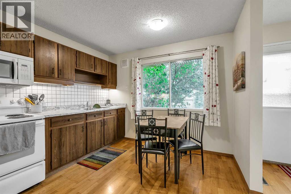151 Midbend Place Se, Calgary, Alberta  T2X 2J8 - Photo 6 - A2336590