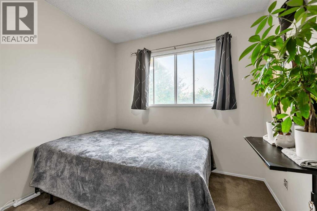 151 Midbend Place Se, Calgary, Alberta  T2X 2J8 - Photo 14 - A2336590
