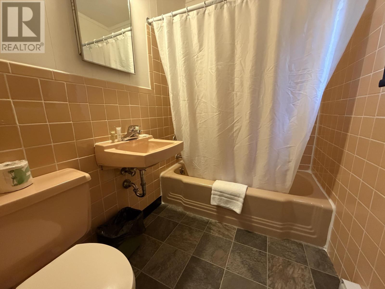 200 Ethel St, Schreiber, Ontario  P0T 2S0 - Photo 15 - TB2602364